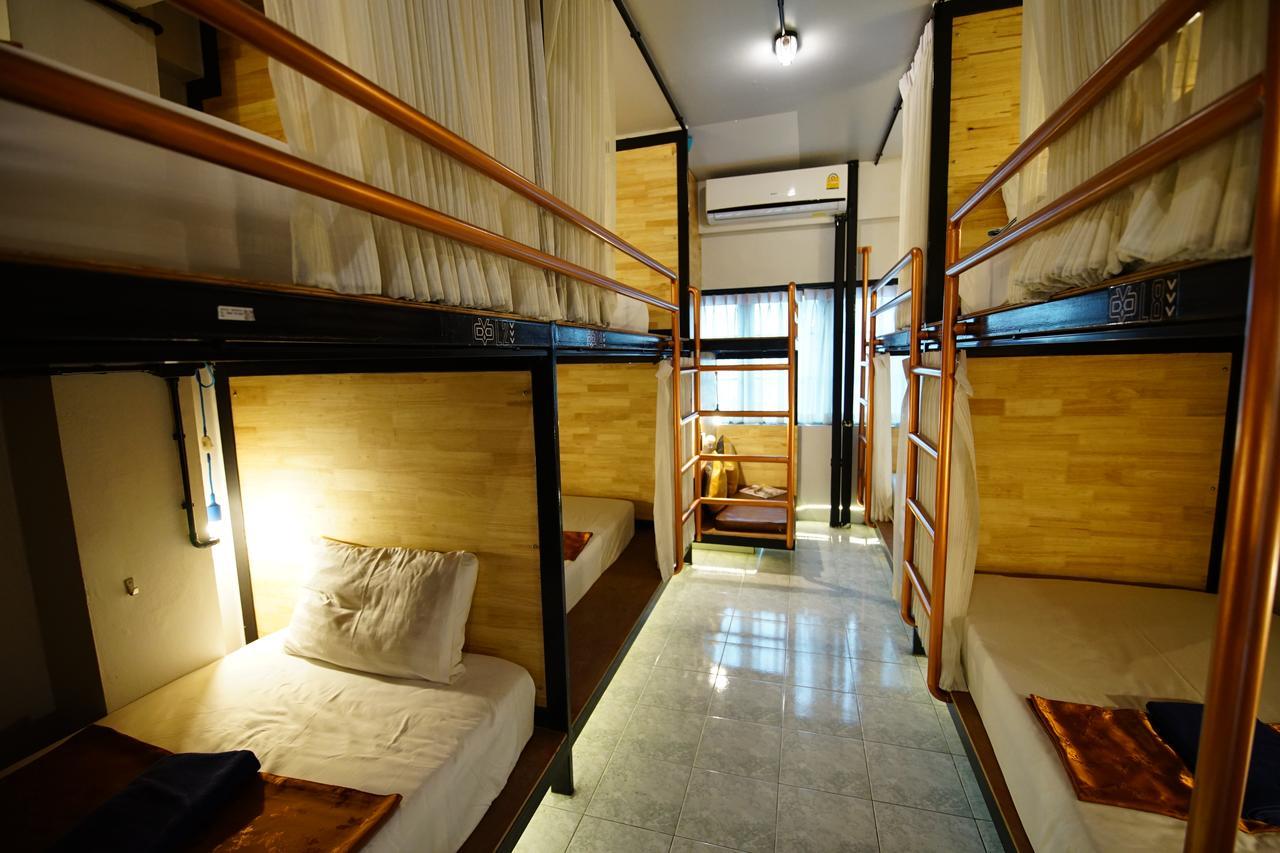 Bed in 10-Bed Mixed Dormitory Room